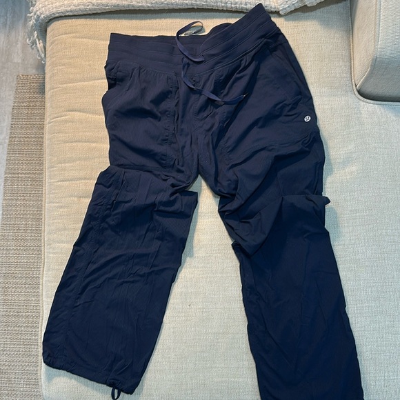 lululemon athletica Pants - Lululemon Women’s Joggers Size 10 Navy